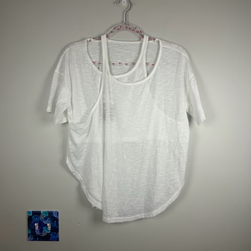 Halara NWT Relaxed 2-in-1 Yoga Tee White Burnout T-Shirt Gym Size Small Relaxed - Picture 2 of 11